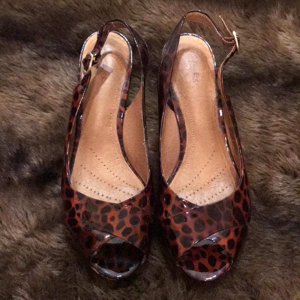 Clarks Brown Leopard Print Patent Slingback Peep-Toe Heels